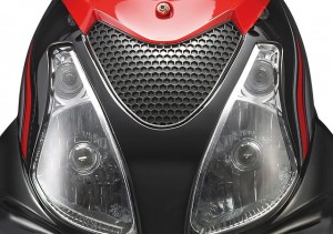 Tauris Roller Fuego II 50 / 2T Sport Detailansicht Lichter vorne