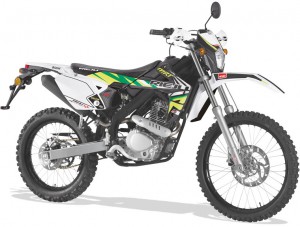 Rieju Motorrad MRT Freejump Cross 125 in Farbe Grün