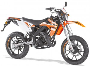 Rieju Motorrad MRT SM Racing 50 in Farbe Orange