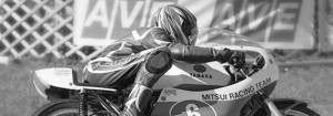 Sepp Reichgruber beim Fahren eines Motorradrennens