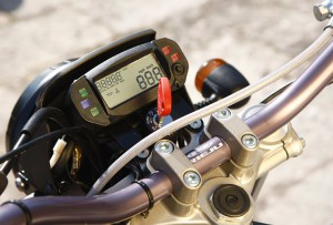 Rieju Motorrad Tangoo! 250 Detailansicht Tachometer